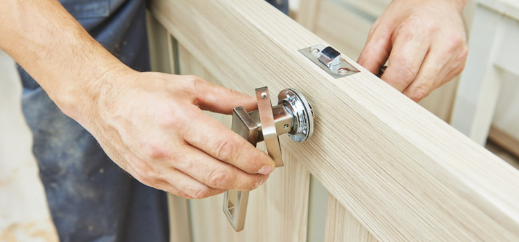 interior door repair San Carlos Park