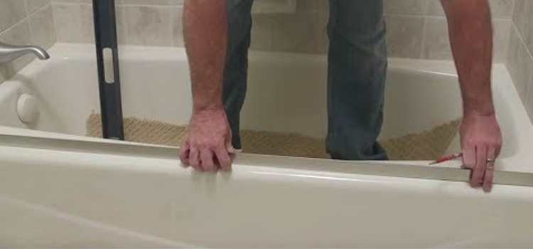 Sliding Shower Door Repair in San Carlos Park